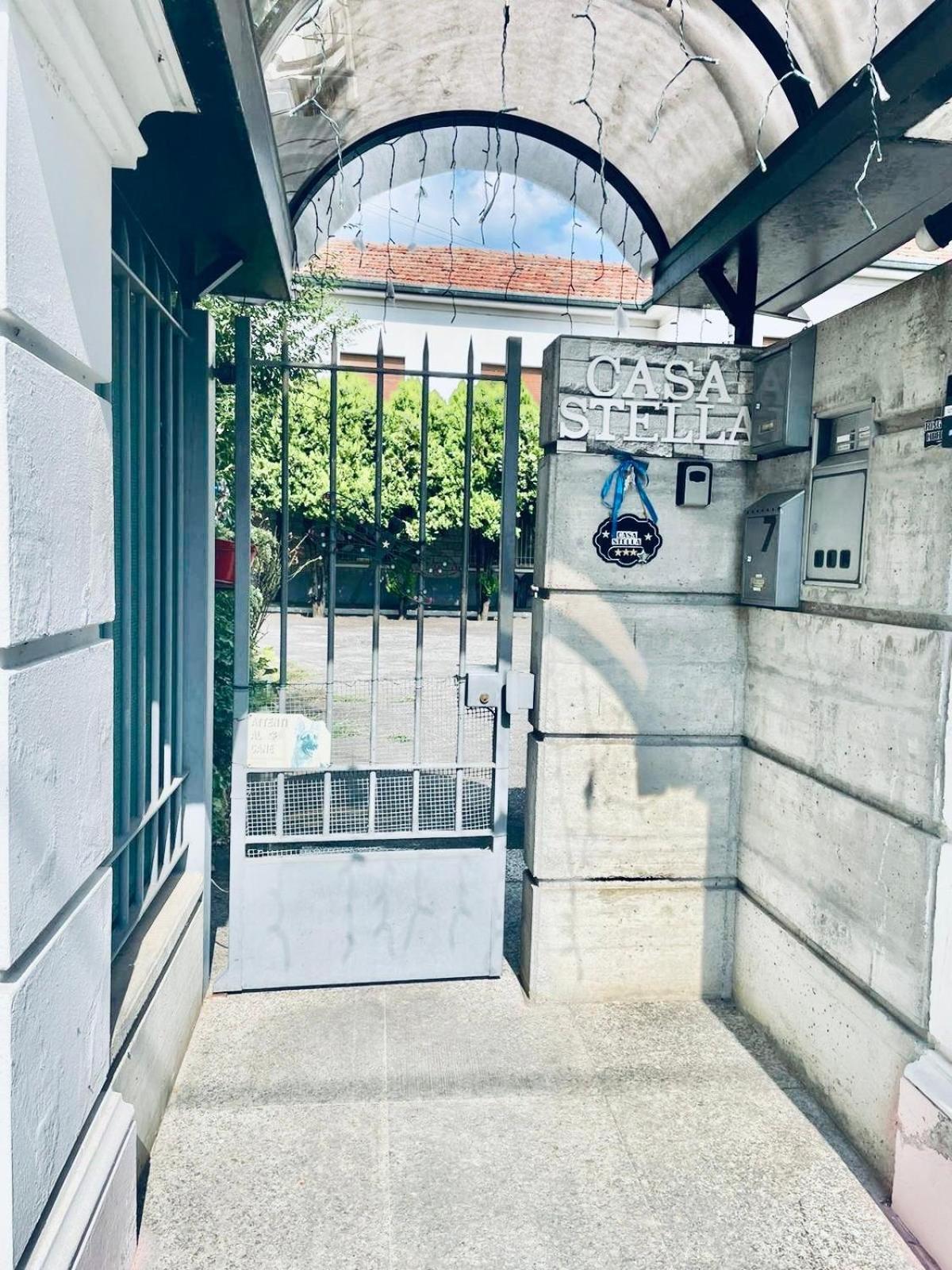 Casa Stella Malpensa Hotel Cassano Magnago Екстериор снимка